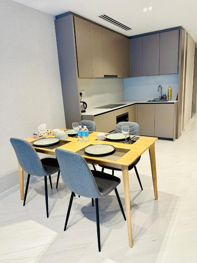 Luxury Suites At Eaton Klcc Pangsapuri Kuala Lumpur