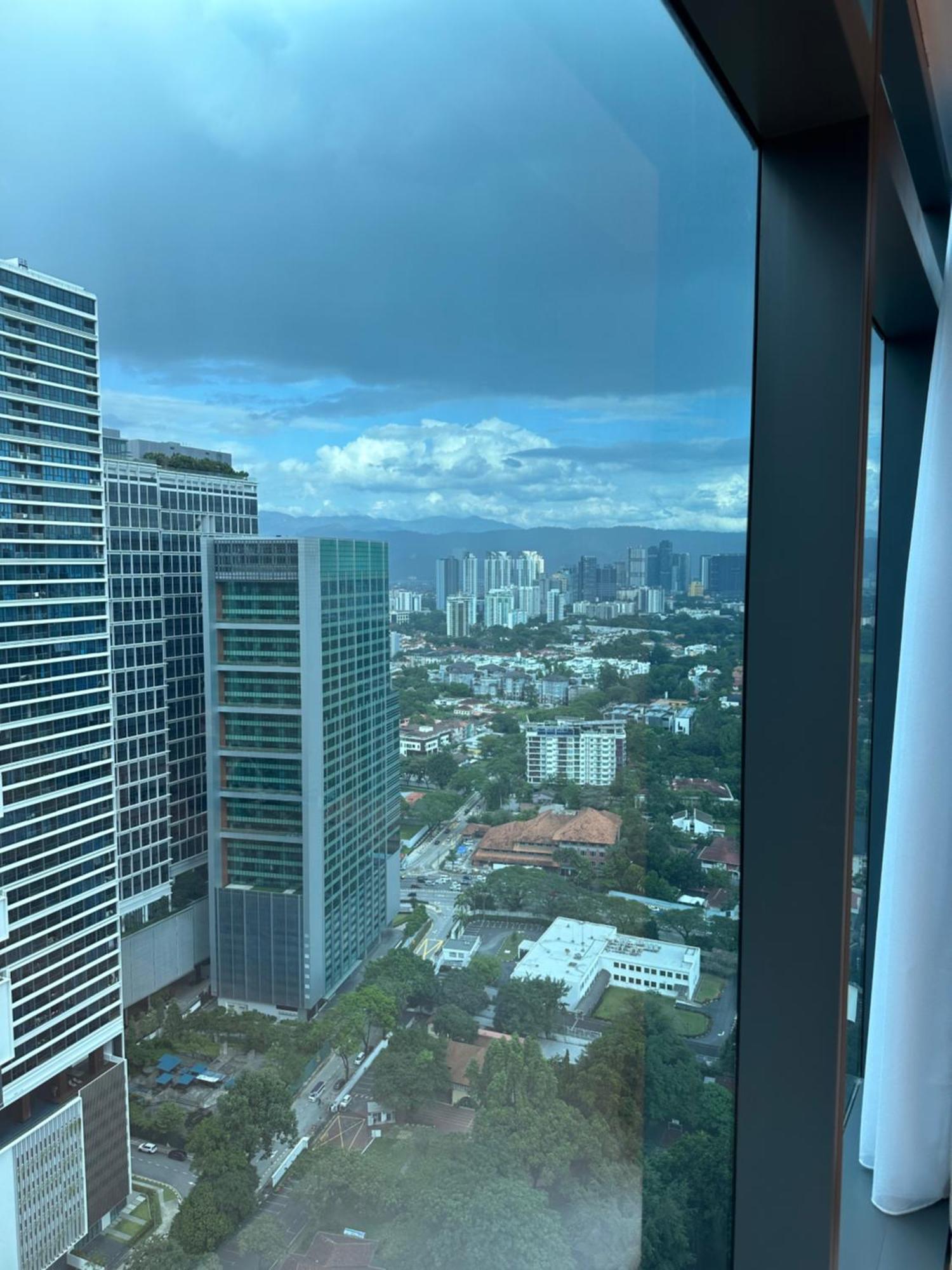 Luxury Suites At Eaton Klcc Pangsapuri Kuala Lumpur